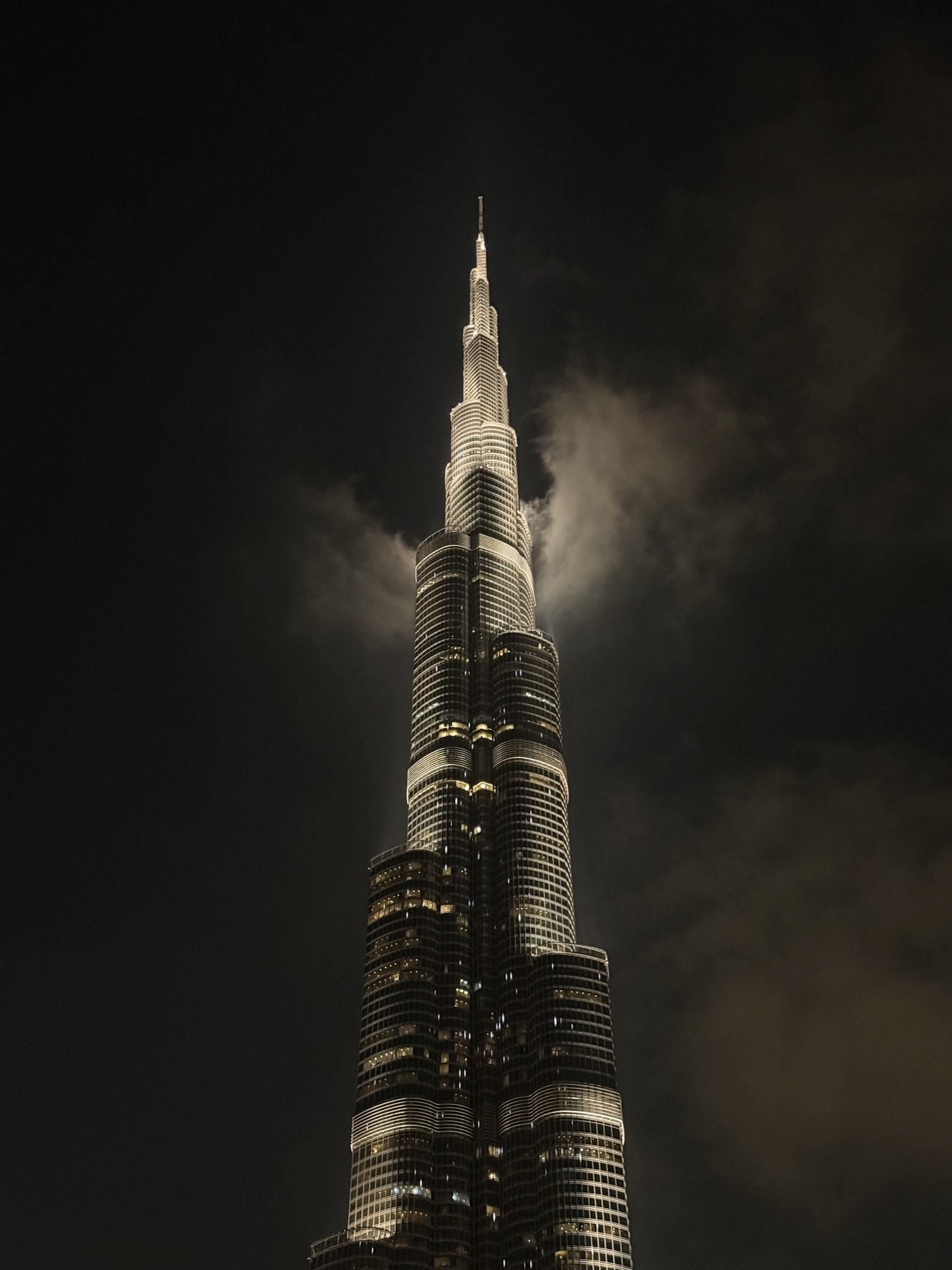 burj khalifa at night