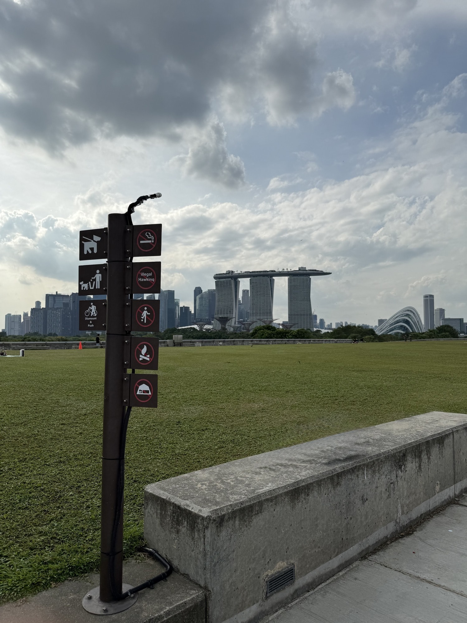marina barrage park